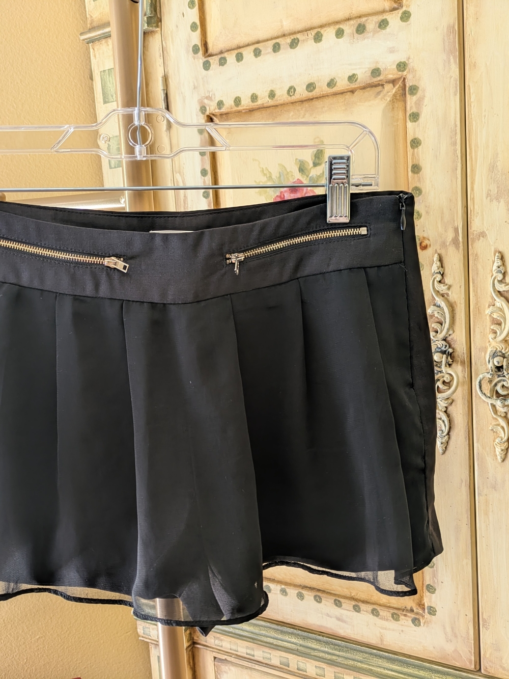 Double Zero Black Pleated Chiffon Skort with Gold Zipper Accents Sz S